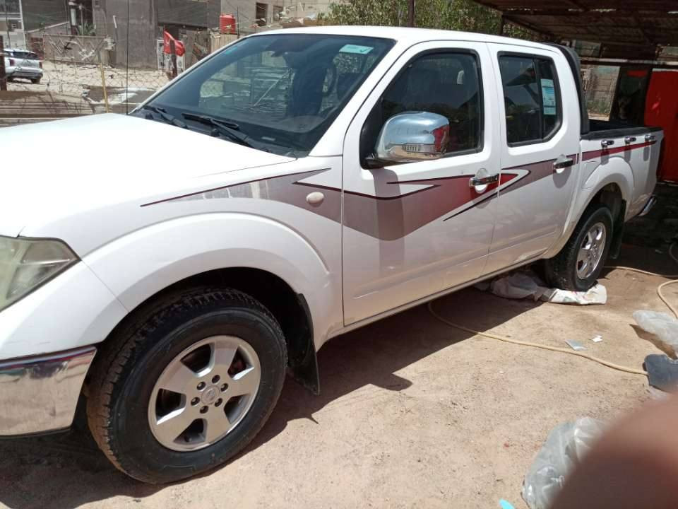 السلام عليكم
نيسان نيفاره 14
رقم بغداد باسمي دولي
سياره فول اوتماتيك
تحكم استيرن مثبت سرعه
حساس خلفي
تخم تاير
باتري جديد
***********  وتساب
