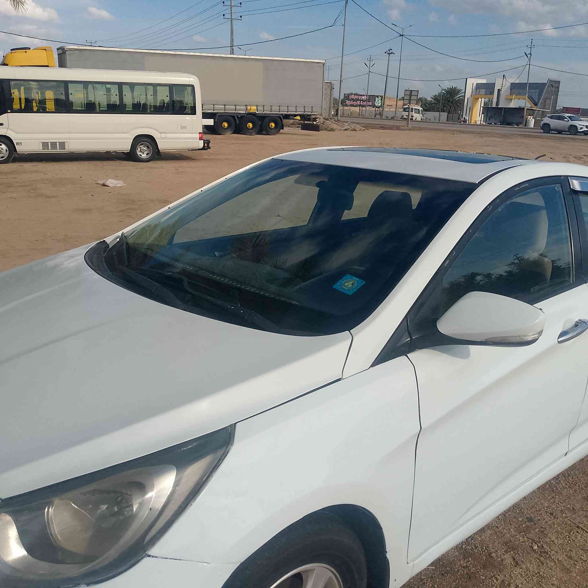 السلام عليكم اكسنت موديل 2015نجف فول مكينه 1600صبق حزام مكينه وكير مكفولات تبريد ثلج  السعر 84 المكان طريق نجف كربلاء عمود 400التلفون ***********
