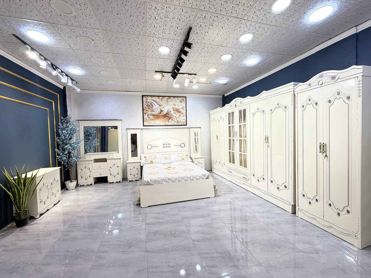 غرف صاج شغل عراقي 🇮🇶 
٧ قطع كنتور 6 ابواب
سعر الغرفة ٩٥٠ الف فقط ❤️
الخارج صاج ٤ ملم ام دي اف 
النقش سي ان سي 👉💞
والداخل صاج ٣ ملم 
١ 💥سرير قياس ١٦٠ × ٢٠٠ سم
٢ 💥ميز جانبي أيمن ٥٠ سم
٣ 💥ميز جانبي أيسر ٥٠ سم
٤ 💥زاوية بارتفاع الكنتور ٢٢٠ * ٨٠ سم
٥ 💥ميز بلازمه 
٦ 💥ميز مراية ارتفاع ٢٠٠ * ١٢٠ سم
٧ 💥كنتور ارتفاع ٢٢٠ سم عرض ٣١٥ سم
💜نقل وشد مناطق بغداد القريبة مجانا 
يوجد توصيل لجميع المحافظات
للحجز والاستفسار مراسلة الصفحة


**إذا كنت صاحب هذا الإعلان وتريد حذفه لأي سبب، رجاءا أرسل رسالة إلى الدعم الفني**