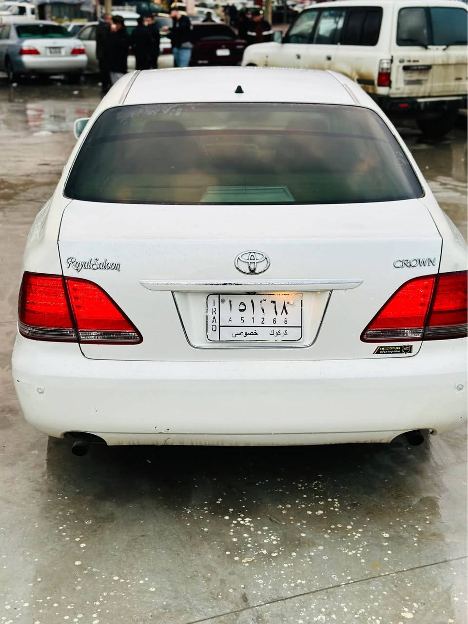 تویتا شاهانە موس موس ٢٠٠٥ 
١٨٢ ( ٣ ) دوگمە و پەردە گەورە بە گەورە 
١ پارچە بۆیاخی ئەوروپا بێ دەعم و لێدراوه
گێڕ و مەکینەو سارد و گەرم بە شەرت 
سەقفی شوشەیی ٤ تایەی تازە 
سۆنەرم داناوە
قفڵی ( ٥٣ ) گەڵا 
ژ.م *********** Singapore
