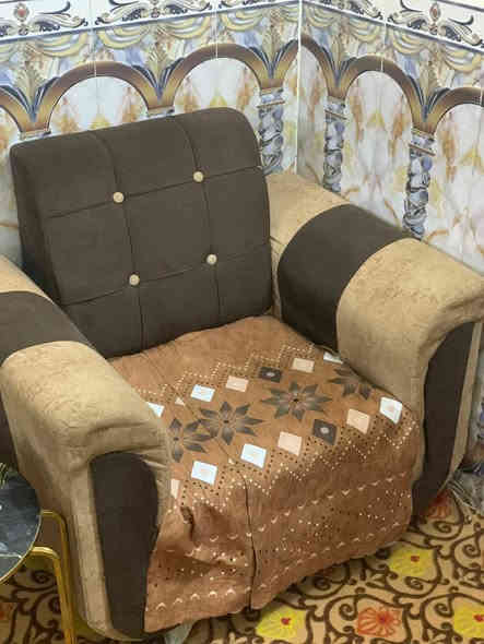 السلام عليكم تخم للبيع 4قطع نضيف السعر300وبي مجال المكان ديوانيه طريق السنيه يم سيد حسين ابو انشائيه ***********خاص مامتواجد
