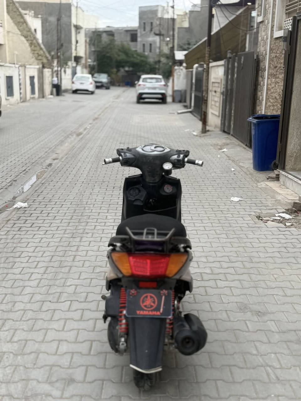 للبيع دراجه سكنس فحل مال رمبه   ماشيه ١٦الف حقيقي كفراته اصليه  محرك بلادي برغي مملعوب بيه كهربائيات كلها شغاله وراقها كامله أوي نقص مابيها السعر (٧٥٠》الف العنوان بغداد الكرخ الاتصال على الرقم ***********
