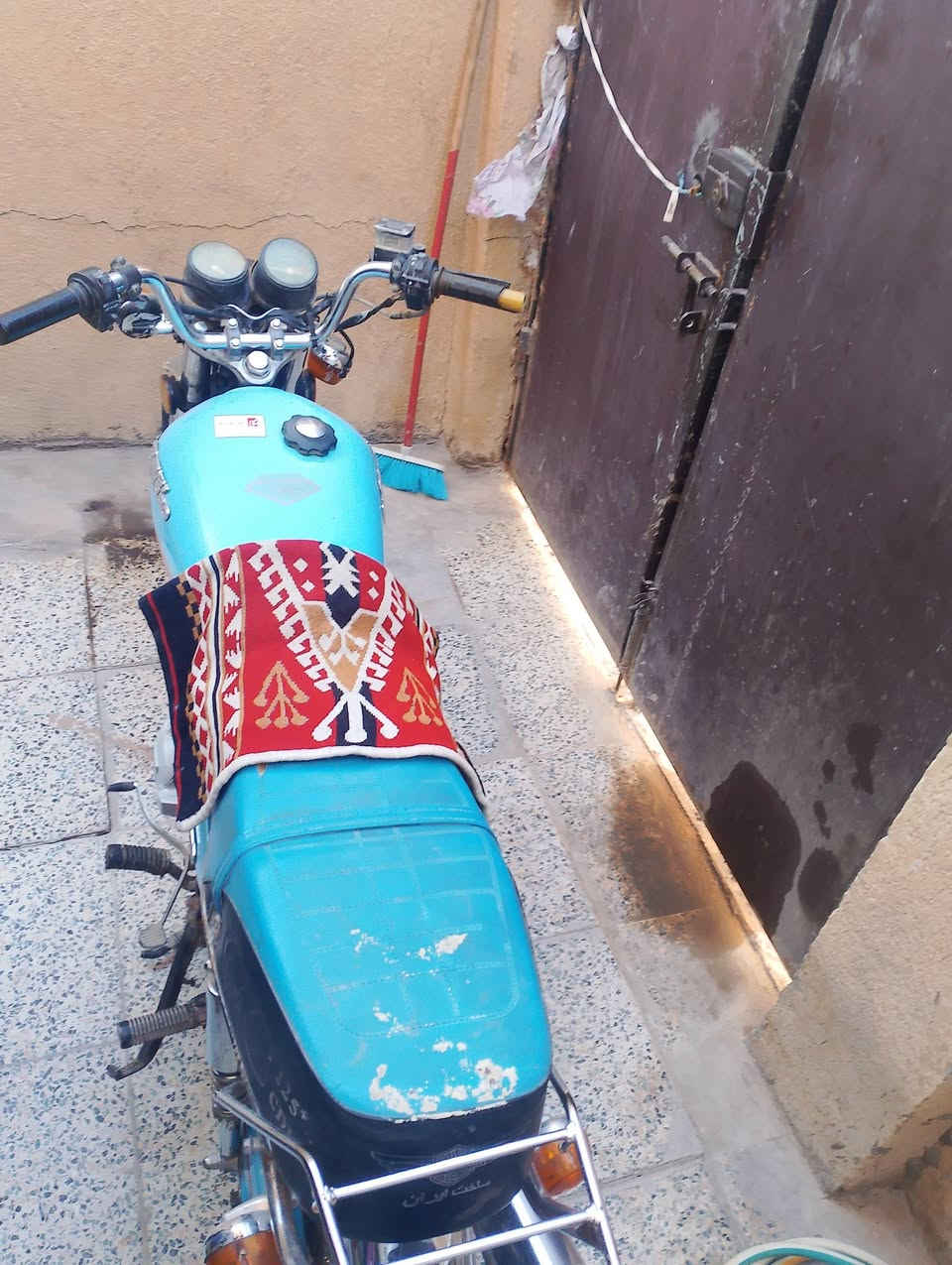 ربعة كير لبيع وكيلها العارضي سعر ٧٢٥ وبيها مجال قليل


**إذا كنت صاحب هذا الإعلان وتريد حذفه لأي سبب، رجاءا أرسل رسالة إلى الدعم الفني**