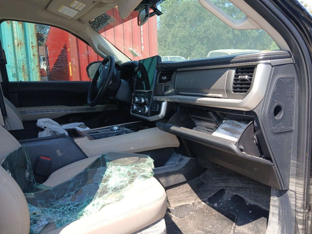 موديل 24  دخول جديد بدون رقم بيها شكم طخه صارت بالنقل تقرير مياه امطار مي حلو كفاله من الأملاح والزنجار تستلم شغاله فول بدون نقص السعر 235 رقمي ***********
