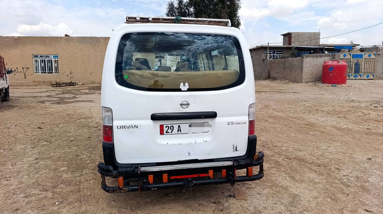 سلام عليكم نيسان للبيع 2010 بيه بارد بلگصه  تخم تاير صدر جديد دوشمه نص محرك تراي للبصرة أكسن بي ونه خفيفه العنوان بغداد ***********
