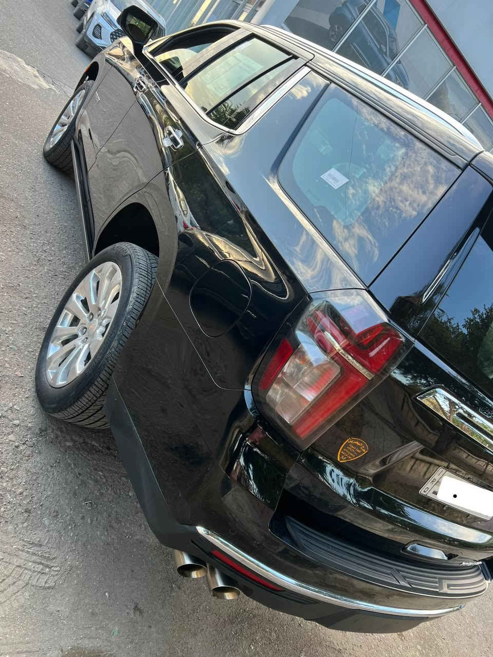 السلام عليكم
تاهو برايمر خليجيه 2022 فول جكات داتا شو بانوراما فول
رقم بغداد الجديد ب اسمي هزة جديدة
نصبغ بيها لباب وجاملغ اثر شخط بدون دواخل بدون ايرباك
مكان السياره بغداد 
السعر 455$ وبيها مجال للشراي
***********
