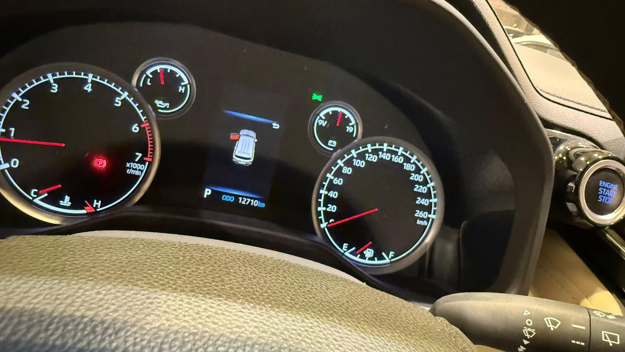 :
◾️موديل 2024
◾️فئة GXR Limited
◾️محرك V6 4000 تنفّس طبيعي
◾️دفع رباعي 4WD
◾️قفل دفرنس خلفي
◾️5 كاميرات محيطية
◾️كشن جلد كهرباء + تدفئة وتبريد
قير أوتوماتيك
◾️مثبّت سرعة متكيّف (رادار)
◾️مكيّف أوتوماتيك أمامي وخلفي (تبريد خلفي)
◾️تشغيل بصمة/زر (Smart Entry + Push Start)
◾️شاشات عدد (3) أندرويد
◾️شاشة + بلوتوث/USB
◾️شاحن لاسلكي _ واير لس
◾️مرايا كهرباء قابلة للطي
◾️كشنات جلد كهرباء مع تدفئة وتبريد للكشنات .
التفاصيل:
🚩المسافة المقطوعة12000 كم فقط
🚩وكالة ساز — لازالت داخل ضمان الشركة
🚩تبديلات زيت المحرك مجانية
🚩رقم بغداد إنكليزي + هزة جديدة
بأسمي شخصياً
🚩كتلوكات الشركة مع بصمة عدد (2)مكفولة كفالة عامة من الضرر والطلاء والتعديل والتكحيل
🔸️المكان بغداد معارض النهضه معرض الشارقه
رقم الهاتف : ***********
