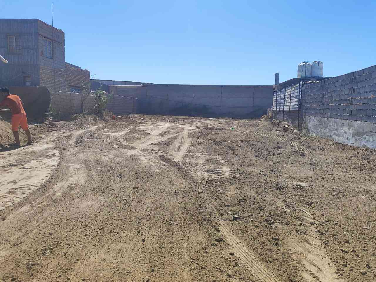 السلام عليكم قطعه أرض للبيع المساحه 550 او اكثر بسمي سند 25 حي متكامل مي كهرباء مدرسه تبليط شارع عرضه 7 متر *********** العنوان النيل قرب مخازن القمه تصير بضهره مباشر طريق السريع يبعد 500 متر تبعد عن مركز المدينه 10 دقايق السعر 30
