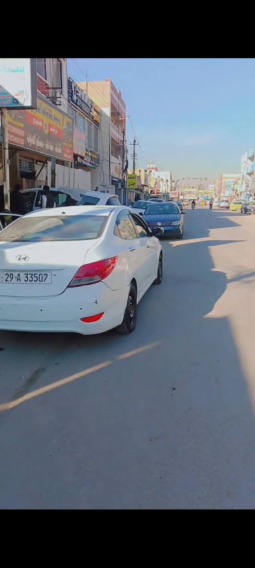 السلام عليكم اكسنت موديل 14 سياره مثل ما موضح بالتصوير بها سونار بها قطعه واحده تبديل وبيها صبغات سياره جاهزه من كل شيء سعرها 86 مكانها بغداد امين  الثاني.                ***********
