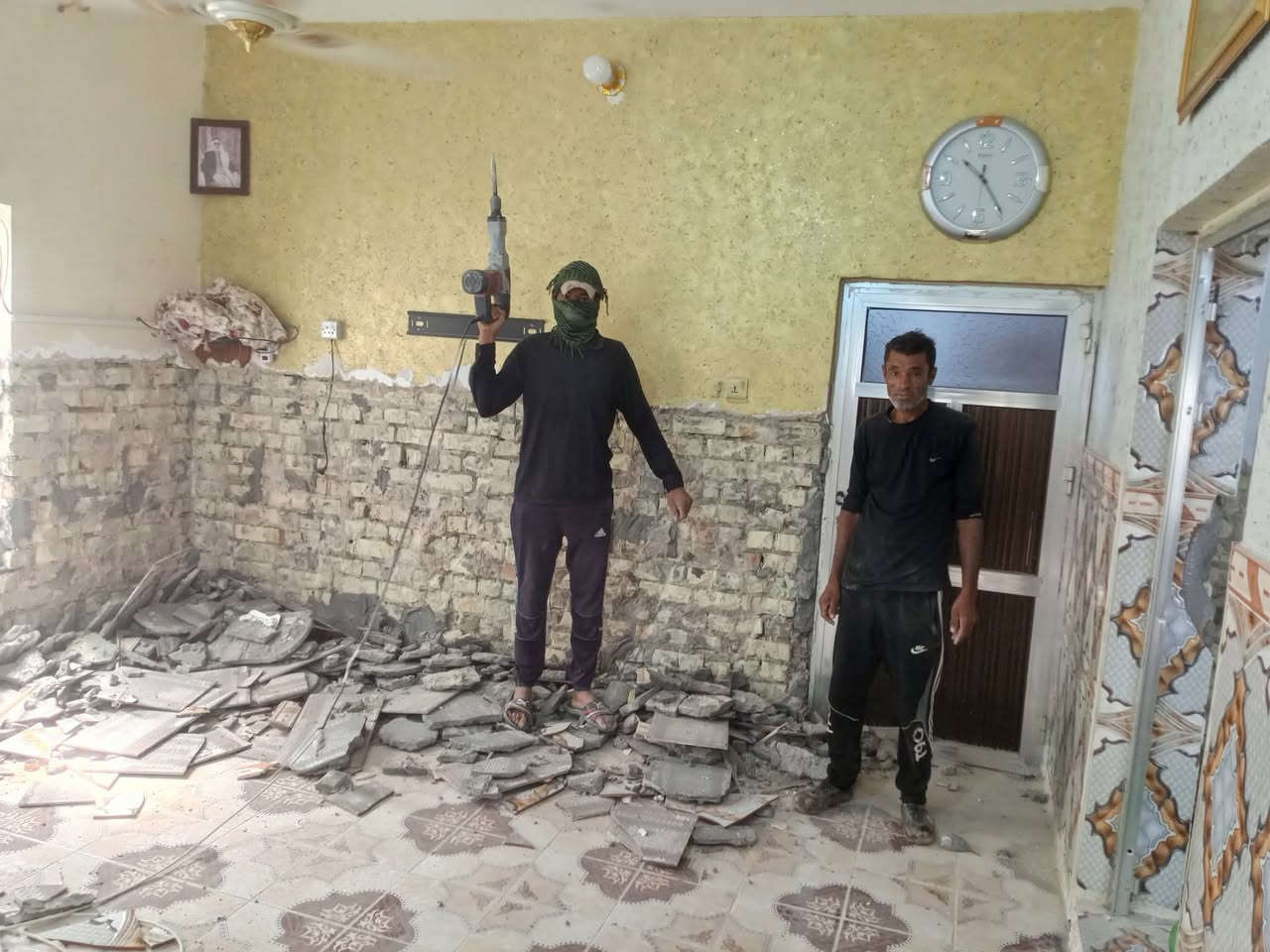 سلام عليكم  / يوجد كادر عمل جاهز/ تصعيد مواد/ تنضيف بيوت/ تفليش/ تكشيط/ تنضيف حدائق/ دفن نهري  / شقلنه ليل ونهار   /ومعداتنه جاهز/ ماعليك بس تصال على رقم  /     ***********سلام عليكم  / يوجد كادر عمل جاهز/ تصعيد مواد/ تنضيف بيوت/ تفليش/ تكشيط/ تنضيف حدائق/ دفن نهري  / شقلنه ليل ونهار   /ومعداتنه جاهز/ ماعليك بس تصال على رقم  /     ***********
