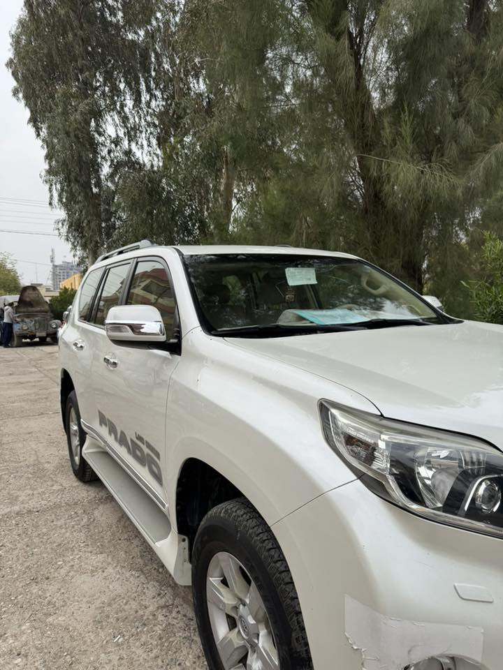 پرادۆ ٢٠١٤ Vx
فول مواسەفات لە مۆدێلی خۆی کۆتا مواسەفاتە
6 پستۆنە 
٢١٠ هەزار ڕۆشتووە 
بێ سبوغ  تۆزێک ساردی هەیە 
کوشنی کارەباییە 
کوشنی دواوەش کارەبایە 
کوشنی هیتەرە 
سلایدە 
سەلاجەیە 
Abs 
حاسەیە پێش و پاش 
سەنەوی و رەقەم تازەیە 
ژ.م :***********
