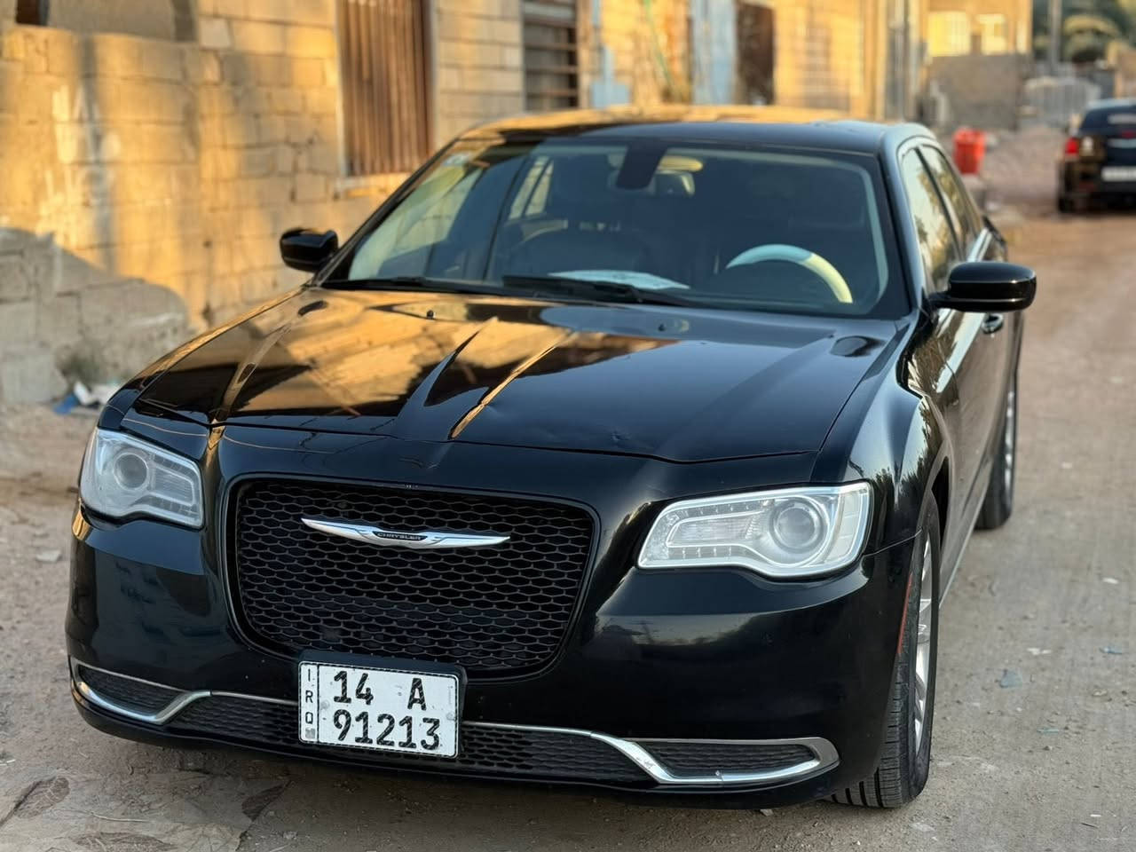 السلام عليكم اوباما 16 اصل رقم بصره  بيها فقط باب السايق مبدل نفس الون وشوي بارد بلجاملغ صفحه السايق سياره حلوه وجاهزه كير مكينه حداده تخم تاير ويل مكسيكي الاصلي مكاني كربلاء  السعر 190       واتساب ***********
