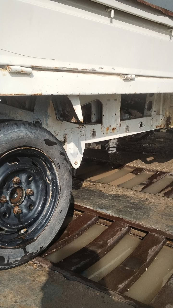 السلام عليكم شانكه لبيع السياره موديل 2010 اوراقهه كامله وصاحبه ابسامر مكفوله كير ومحرك وتانكي بانزين وكهربايات وشلصي وجواه 3 تايرات اخو الجديد بس واحد تعبان السعر 14 ورقه وبيهه مجال بصيطه ***********
