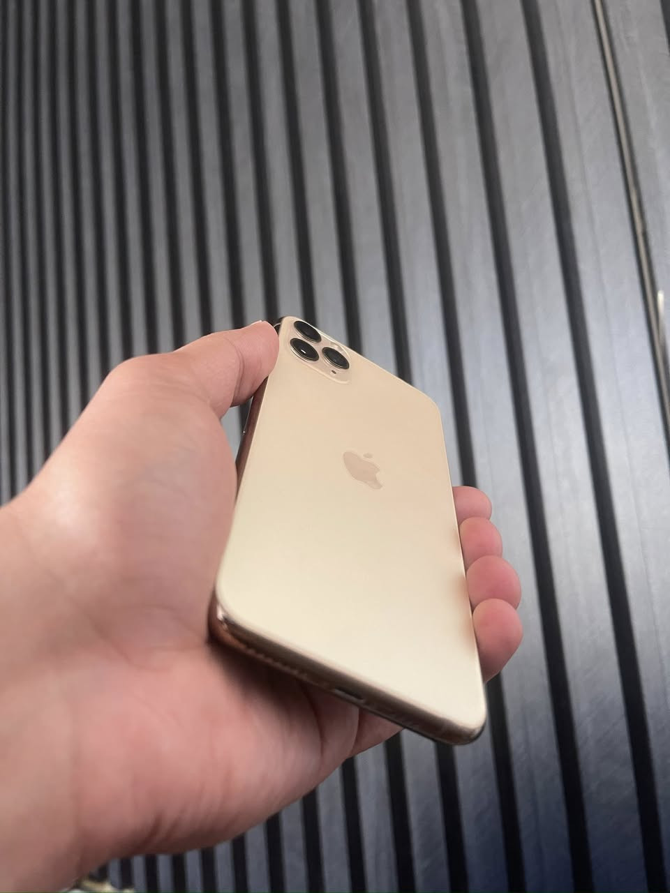 11 برو ماكس مبدل شاشه وبيهه ضعف بل أناره بس تشتغل ولمس طبيعي بس مرات يصير ضعف بيهه  فيس ايدي شغال نت اتصال كامرات كله شغال السعر 250 وبيه مجال


**إذا كنت صاحب هذا الإعلان وتريد حذفه لأي سبب، رجاءا أرسل رسالة إلى الدعم الفني**