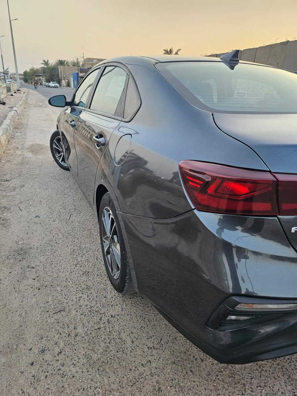 كيا فورتي 
واردامريكي  
موديل 2022
مرقم معوقين بصره وكاله عامه بأسم المشتري اقل السنه وتصير حره
حجم المحرگ 2000 دوش
الموصفات واضحه
تحكم ستيرن
كامره دواره 
شاشه كار بلي
تحديد مسار 
حساس امام خلفي
الضرر جاملغ خلفي 
البجم كبس ❗️ 
السعر 135وبيها مجال قليل
العنوان البصره المعقل 
*********** 📞واتساب او الاتصال البصرة, العراق
