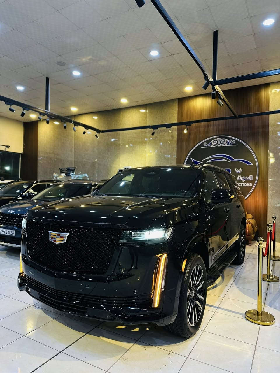 سلام عليكم سكاليد كاديلك موديل 2021 دخول جديد قبل اسبوع دخلت العراق كتاب ضباط رقم بغداد حادثهة سرقة فقط صور الحادث مرفقة مع المنشور مكان السيارة النجف السعر(575) وبيهة مجال للأستفسار ***********
