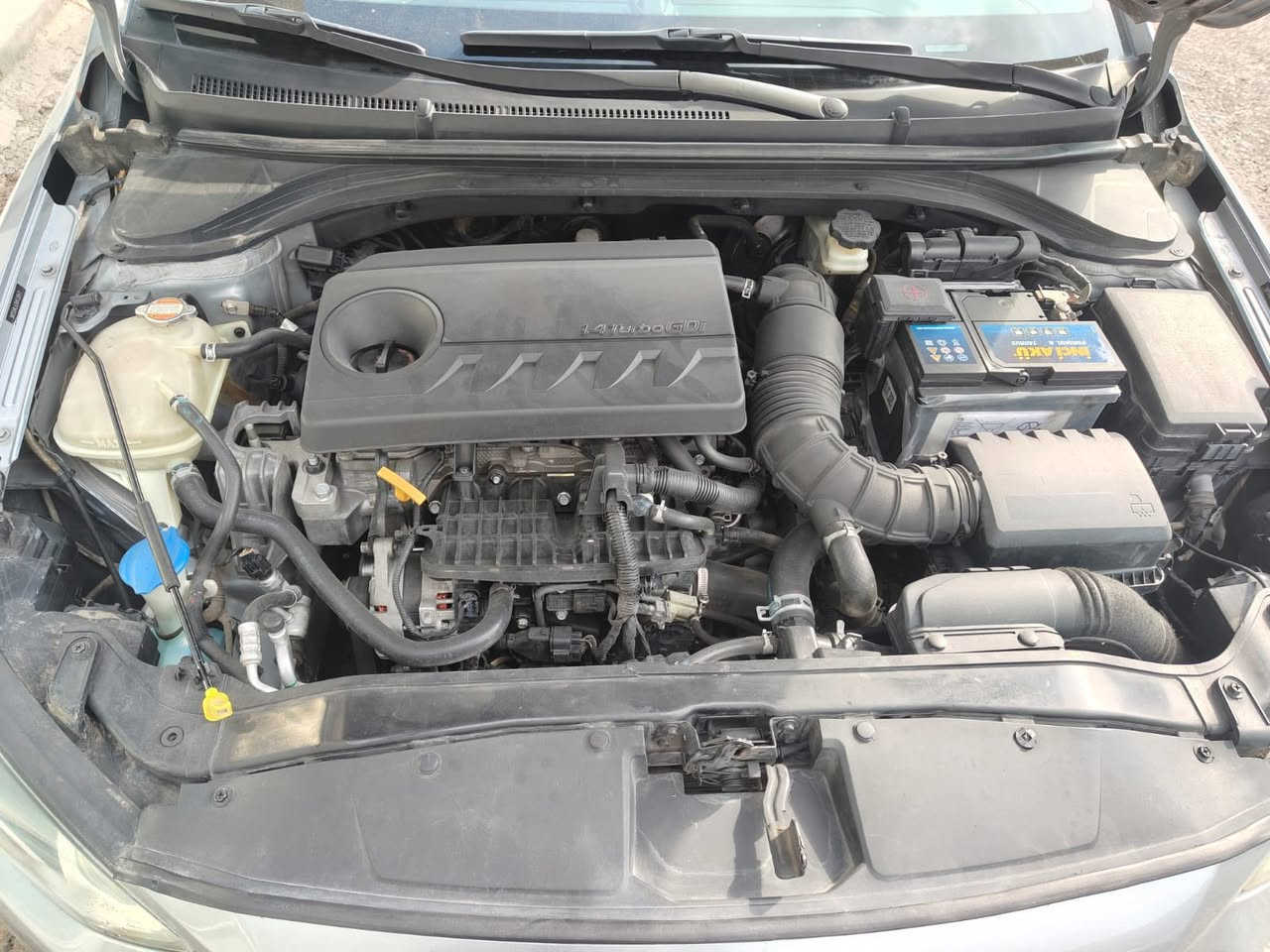 سلام عليكم
النترا 2017 محرك تيربو 

سياره جاهزه من كلشي نظيفه حيل فول موصفات ماعده فتحه سقف للاستفسار

***********
