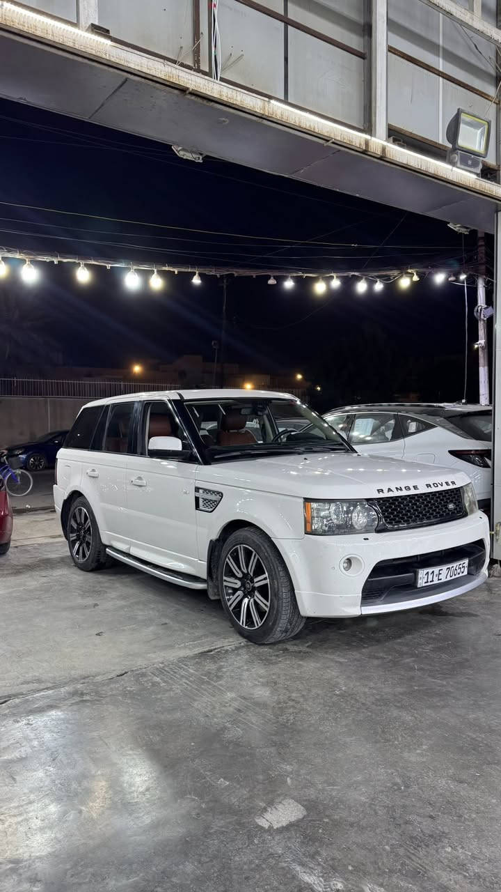 السلام عليكم
للبيع او المراوس 
رانج روفر 8سلندر سبورت HSE  تنفس طبيعي المرغوب موديل 2010
 رقم بغداد الانجليزي هزه جديده
مكفوله كفاله عامه من الصبغ بيهه مكان تكحيل بسيطه
ماشيه 144الف قابله الزياده 
مواصفاتهه معروفه سياره جاهزه خير من الله 
السعر 140وبيهه مجال للشراي
مكان السياره بغداد حي الجهاد 
للاستفسار الاتصال بالارقام أدناه
***********
***********
