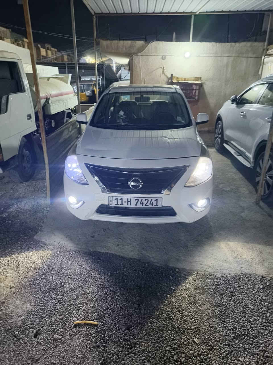 نسيان سني 2019 رقم بغداد
السياره بيها جاملغ امامي اليمنه مبدل اصلي وكاله والقديم موجود انطي ويه السياره 
بيها رصعه بالبنيد موجوده بالصوره 
ماشيه ١٢٢ الف حقيقي 
تبريد تدفئه شغالات 
السياره كير ومحرك مكفولات شرط الفحص 
تايرات وباتري جديد
سستم صوت كامل جديد 
السياره بليته زركه 
السعر ١٠ الاف دولار شده وبيها مجال بسيط
السياره رقم انكليزي الجديد سنويه لل ٢٩
السياره بسمي مكاني بغداد البلديات او زيونه
***********
***********
