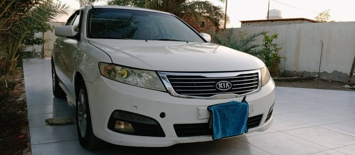 اوبتيما خليجي 2009 .فول رقم بصره  مكينه 2400 دوش مبدل بنيد اثر طخه بسيطه السعر 122 .مكلف بالنشر للأستفسار اتصل على ***********

