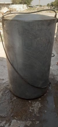 تانكي مغلون مليم ونص ارتفاعها ١٢٥ عرض ٨٠ اتصل على واتساب أو خط ٠٧٧٠٨٩٦...