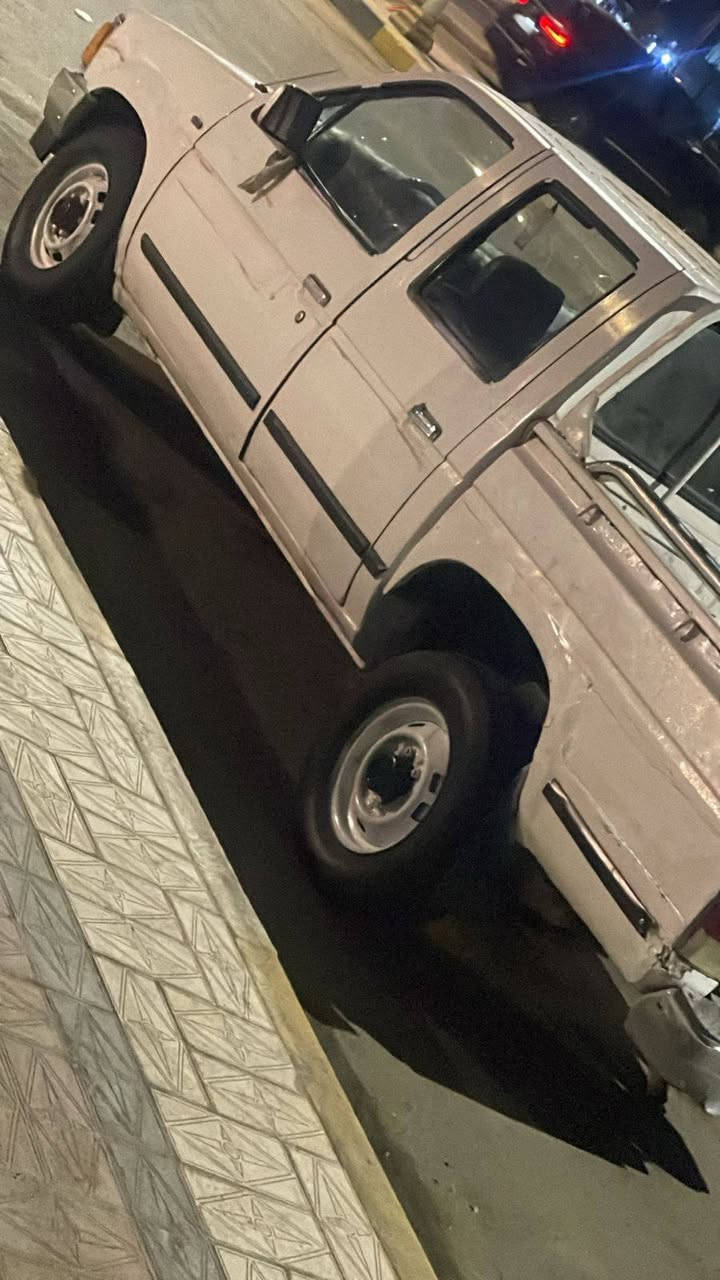 السلام عليكم
نيسان دبل قماره موديل 1991 مكينه وكير بلاد شرعي بل دوايه مكان السياره ناصريه السعر 28 وبيها مجال للإستفسار اتصل على الرقم ***********
