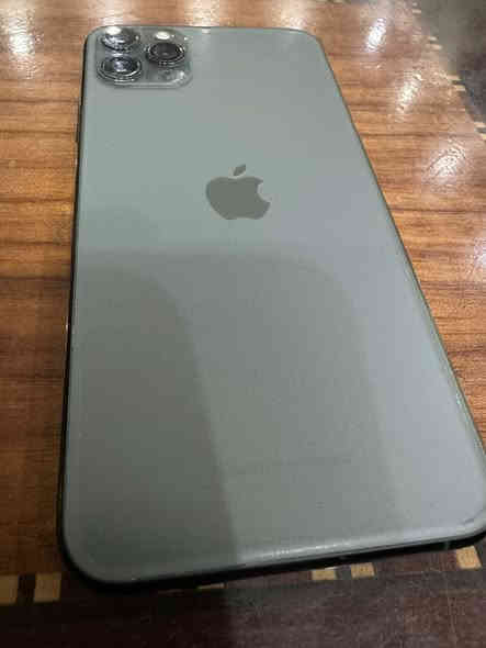 السلام عليكم ايفون ١١ برو ماكس دبل سيمكارت ذاكرة ٢٥٦ الجهاز مبدل بطارية ومحدث اخر تحديث رايدة ب٣٠٠ مكاني طالبية قريب فلكة ٨٣ 

***********
