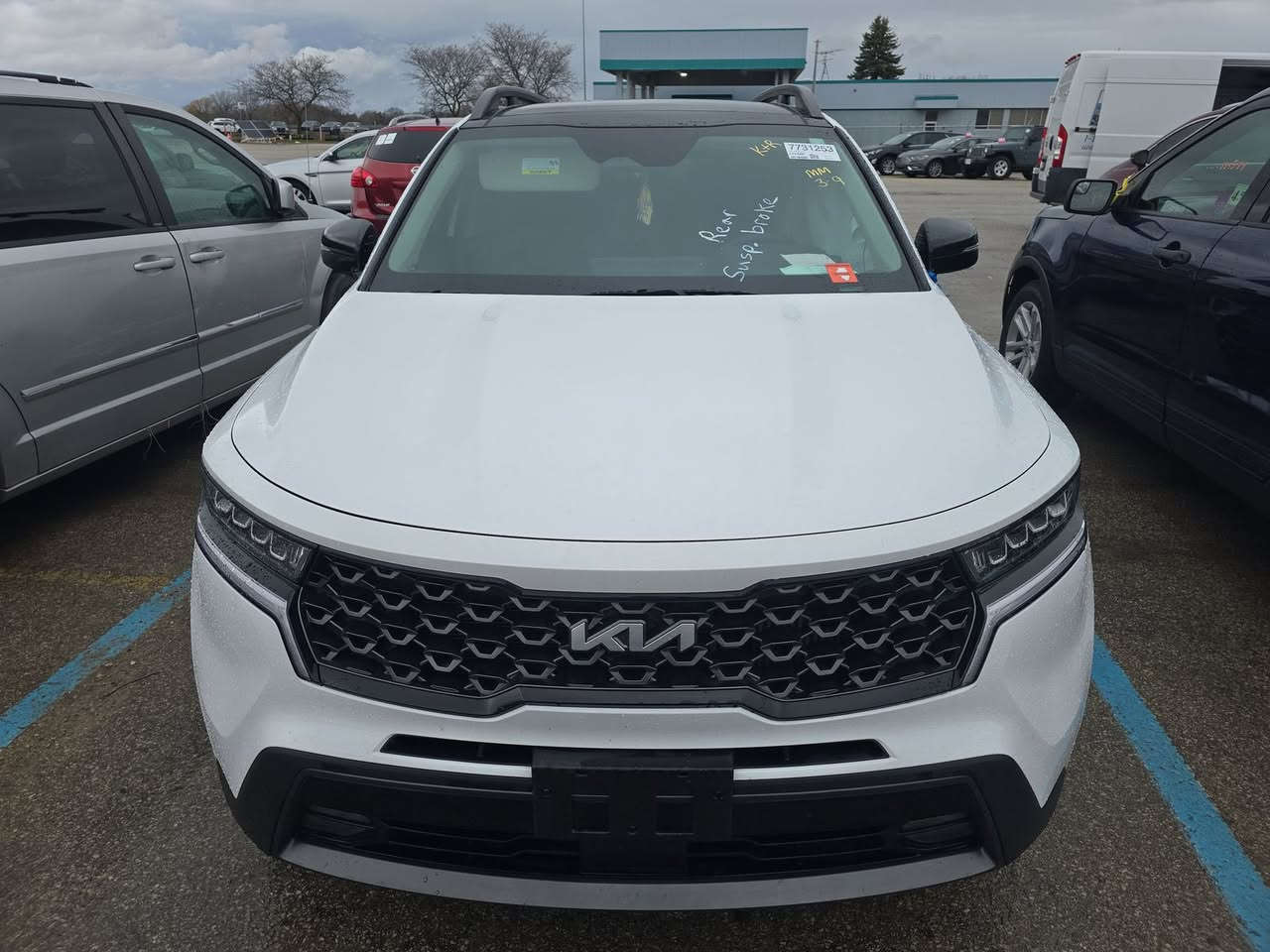 للبيع او للمراوس 🤷
سورنتو  موديل 23  تيربو
فول مواصفات بنوراما 
رقم شمالي. بسمنه. سياره كامله مابيها نقص 
السعر255 مكاني بغداد الدوره 
ورقمي***********
