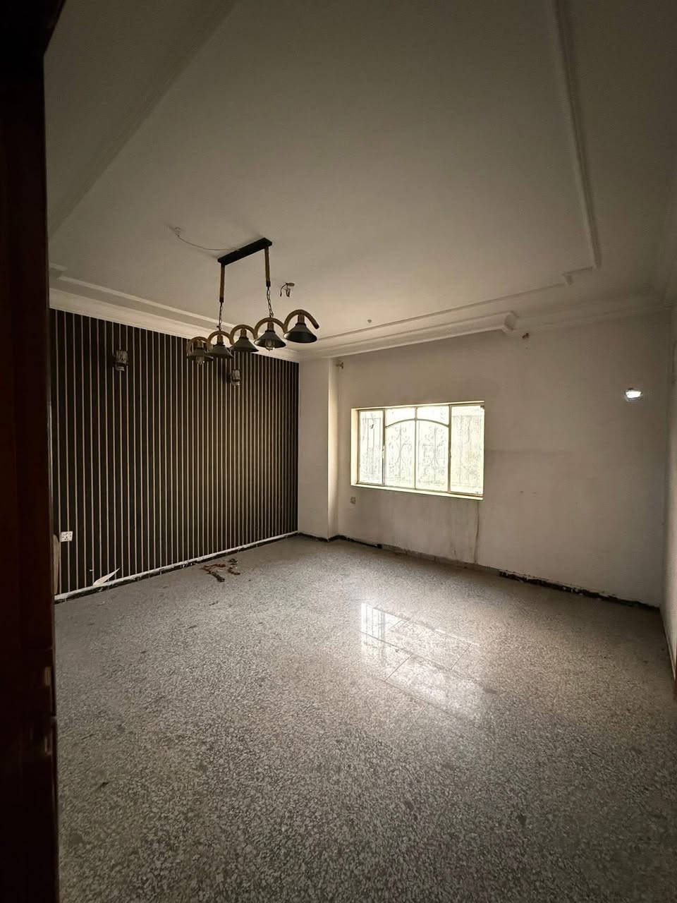 للايجار __ في __ السيدية
مساحة ٢٠٠ متر 

يتكون من 

كراج + حديقة

مدخلين للبيت 

٤ غرف نوم 

٣ خدمات صحية 

صالة 

مطبخ 

الموقع / شارع الصناعة / 

السعر (( مليونين دينار )) مقدمة شهرين 

السعر(( مليون و ٧٥٠ )) مقدمة ٦ اشهر 

مكتب عبدالله الرفيعي

للاستفسار الاتصال على الارقام التالية

***********

***********

***********
