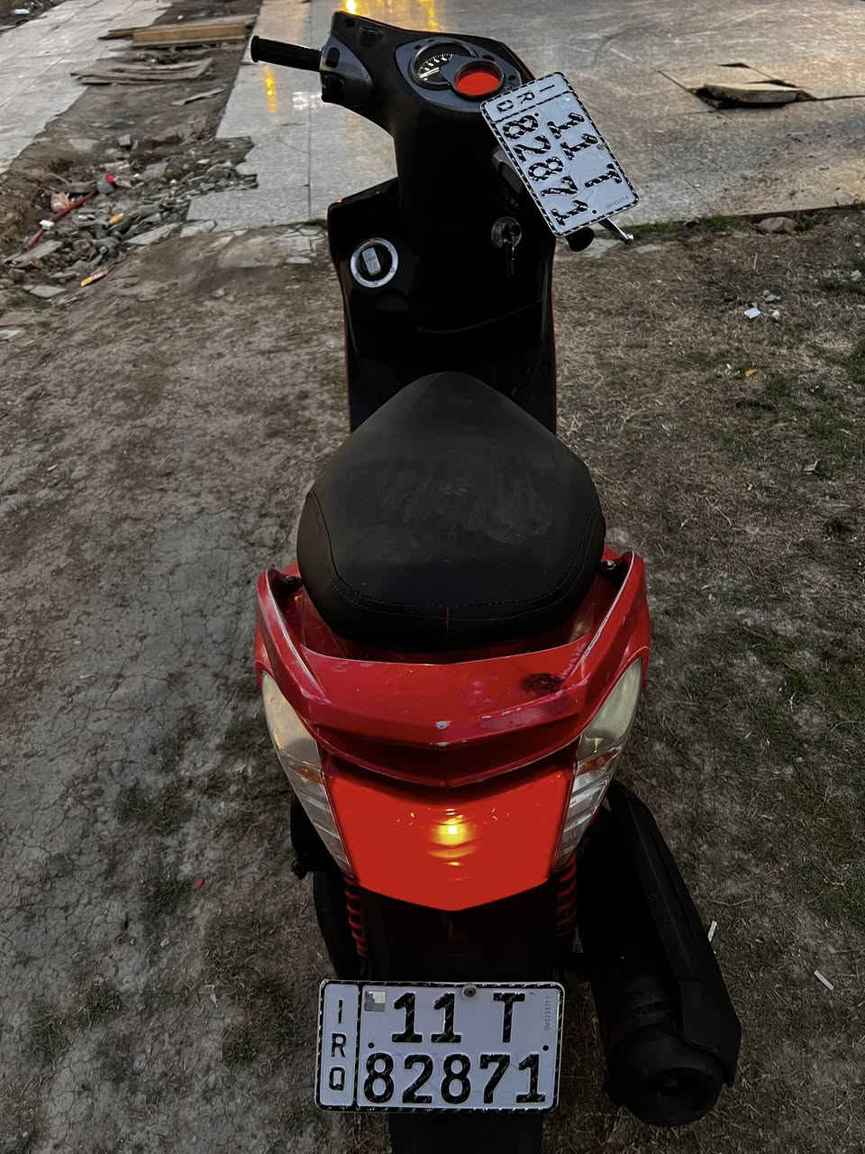 السلام عليكم دراجة سكنس ياباني (مرقم) الدراجه كامله محرك مكفول والكفرات شوفت عينكم بعد العنوان الكاظميه للاستفسار (***********)
