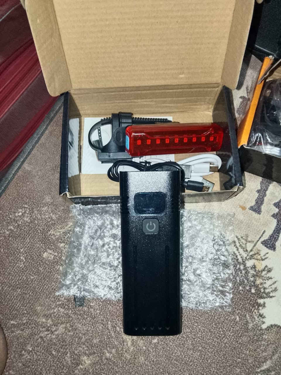 اخوان السلام عليكم لايكات تخص البايسكل باوع الفيديو اي استفسار خاص اكو قطعه ب 15 اكو قطعه ب 20


**إذا كنت صاحب هذا الإعلان وتريد حذفه لأي سبب، رجاءا أرسل رسالة إلى الدعم الفني**