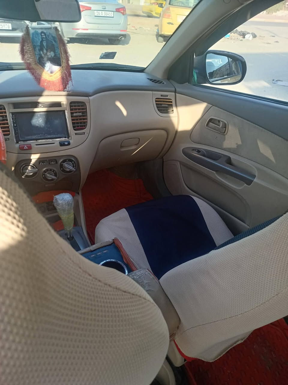 السلام عليكم 
( البيع او مراوس)

 كيه ريو 2011 رقم بغداد بسمي مشروع وطني تواصل 

***********
