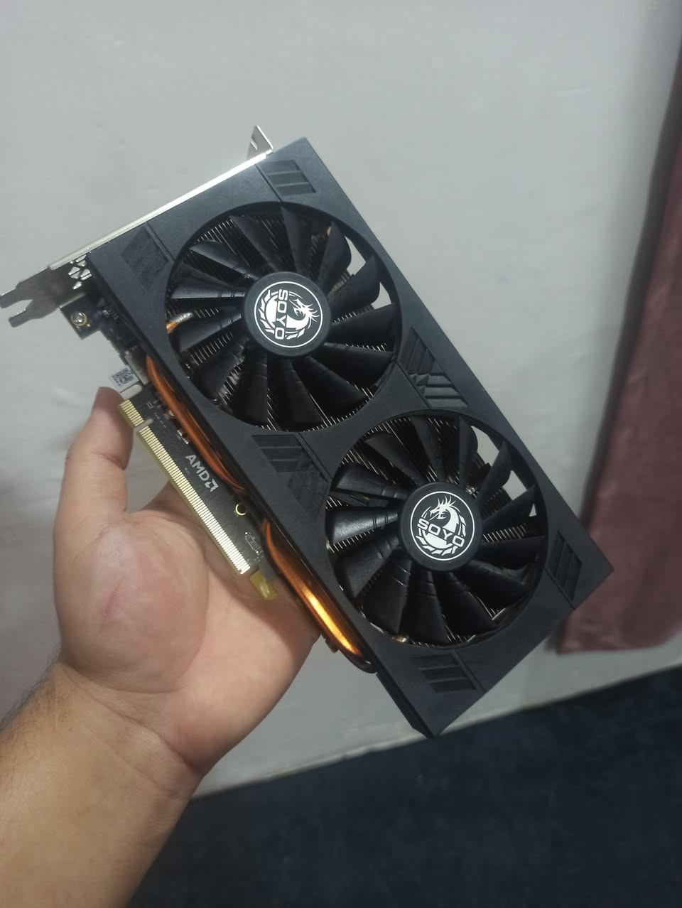 لسلام عليكم

💻 كرت شاشة :/

▫️ AMD RADEON® RX 580 8GB SOYO BLACK™ 
▫️ باكيتة غراضة موجودة كاملة لوك

💰 السعر: 95,000 دينار عراقي
📍 مكاني: بغداد - الأعظمية
🚚 التوصيل: بغداد (5 آلاف) | المحافظات (6 آلاف)
📞 رقمي: ***********
