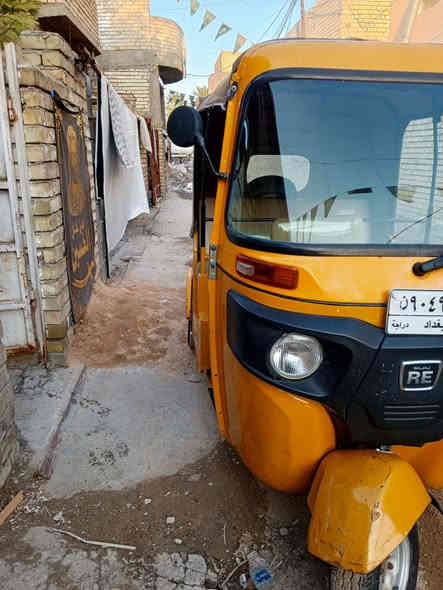 اقرة المنشور كامل قبل لا تخابر سلام عليكم شباب تكتك 20 شهر ال 9 اخوان تكتك كفالة من التنقيص ولتبخير وكفالة اكسل وكفالة من الضربة ولصبغ ولمعجون بس الكشر مالتهة بي ملاحضات بسيطة رقم وسنوية اب اسم والدتي تكتك مال جناي بيهة تخم تاير ابو الحية شركة هنة ولسبير صليب جديد دبل امامي جديد نقص جادر ونقص جاملقات خلفية ودعامية معووجة كهربائيات كفالة حتة كيج الكيلو متر شغال تكتك معتني بيهة كلش وعلى ايدي مكاني البياع رقمي ‪*********** 
شرط التحويل وين ميعجبك اطلع بيهة واي فيتر وديهة 
اخوان السعر 6 ملايين و 500 الف بيهة مجال للطيبين اخوان قبل لا تخابرني اقرة المنشور وذا انتة بياع شراي حسب حسابك تحويل خلال شهر .
