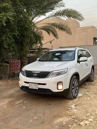 كيا سورنتو • ٢٠١٥ • ٦ سلندر