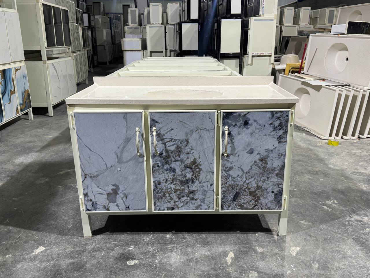 سنك متر وعشرون السعر 150

#اكسبلورفلولو #اثاث_اثاث_منزلية #الاناقه_والجودة_والمتانه #يوجد_لدينا_توصيل_للجميع_محافظات #الاعظميه_الكراده_زيونه_المنصور #الانبار #غرف_نوف_نفرين #تخم_بديوان #مشاهير_العراق #طبلات #ميز_وتواليت #ميز_بلازما_طبله_وسطيه #ميز_طعام_طبلات_عش_العصفورة #كنتور


**إذا كنت صاحب هذا الإعلان وتريد حذفه لأي سبب، رجاءا أرسل رسالة إلى الدعم الفني**