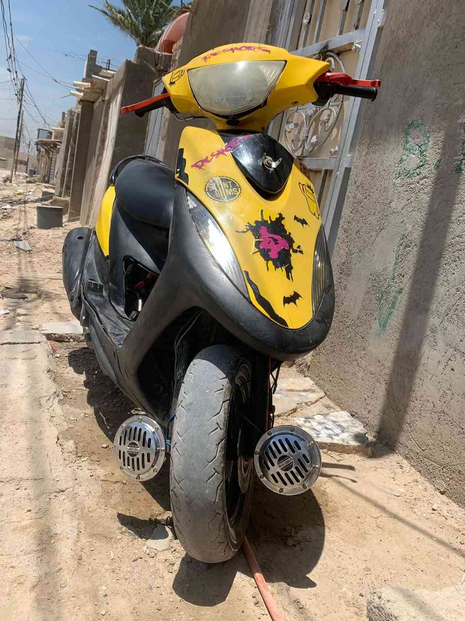 سلام عليكم كفرات دراجه عدله لون اصفر تجاري شوفت عينك نضيفات للبيع او مراوس بغير لون ونضيفات نتفق ع فرق مكاني بالمدينه


**إذا كنت صاحب هذا الإعلان وتريد حذفه لأي سبب، رجاءا أرسل رسالة إلى الدعم الفني**