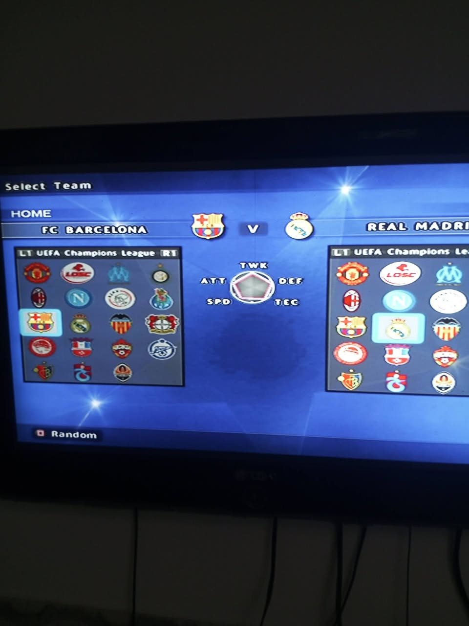 بلي تو اصلي مال باله حجم كبير دبل مثل مواضح يحتوي عل 8العاب طوبه /حرب/مصارعه/قناص/تكن/سباق سيارات/حرب طيارات/معه خزن كيكه 8/معه فلاش 16كيكه /معه يدات 2تفحص بيدك ياله تأخذ السعر 40الف قفل مكاني كربلاء لموشراي ليعلق  ويكسر بحلال العالم متواجد خاص


**إذا كنت صاحب هذا الإعلان وتريد حذفه لأي سبب، رجاءا أرسل رسالة إلى الدعم الفني**