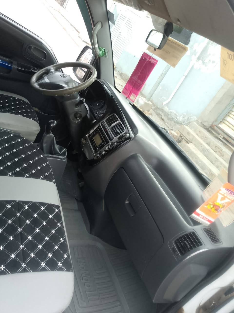 كيا للبيع موديل 2012 مكفوله كفاله عامه سيارة جديده بمعنى الكلمة رقم قادسية انكليزي سنويه مجدده لل 2030 مشروع وطني الاستفسار ***********
