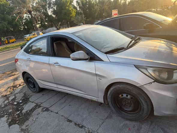 اكسنت موديل 13خليجي سياره  مكينه، 1600نظيفه صدر تخم تأيرات كير مكينه مكفوله بيا جاملخ خلفي فقط سياره خير من الله
نقصها رديتر تبريد 

سعر 80 بيها مجال عنوان بغداد الشعله

***********
