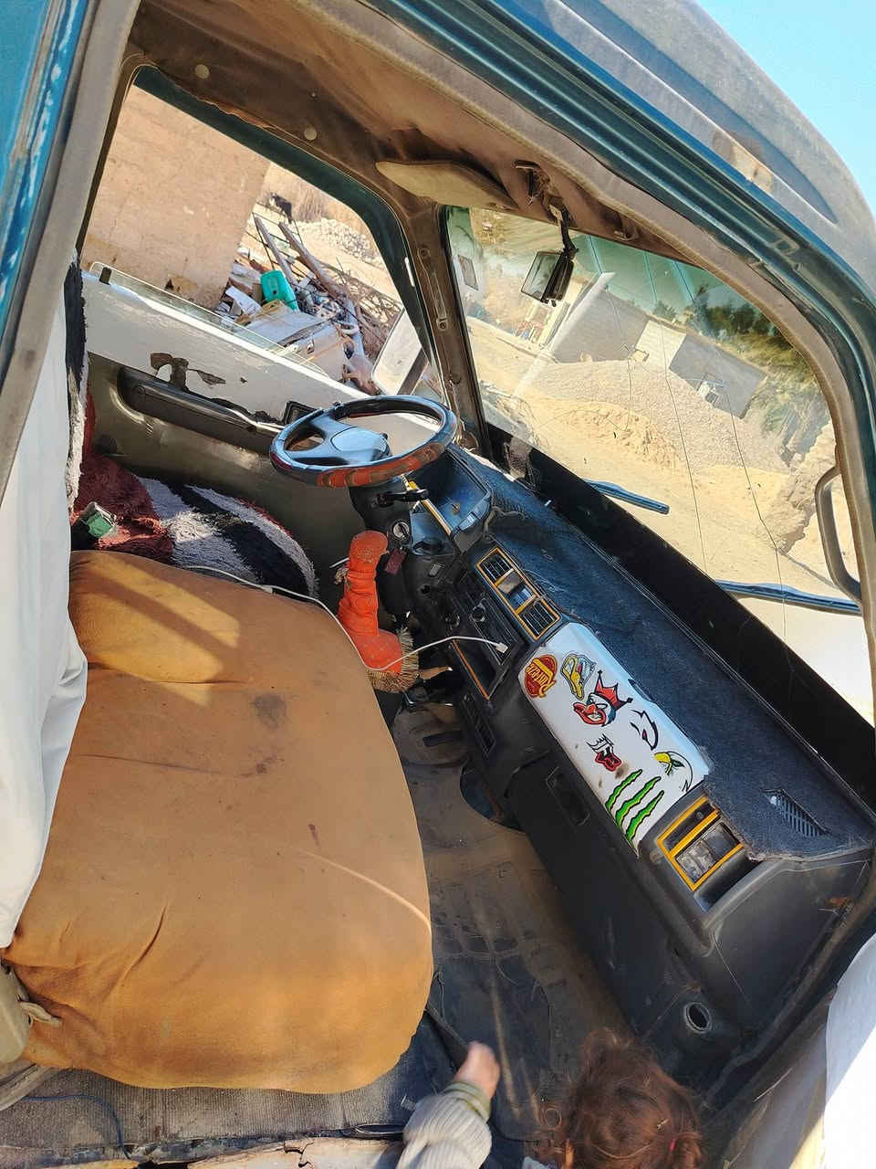 السلام عليكم من رخصت الادمن سياره كيه بسته للبيع موديل95 كفاله كير محرك اكسن تخم تاير حداديه سياره جاهزه من كلشي خير من الله السعر35وبيها مجالل
مكاني محمديه لطيفيه هذ رقمي ***********
