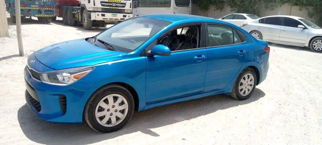 كيا ريو موديل 21 مبدل بيها جاملغ وبنيد وباب السائق بيه تصليح معوقين ذي قار بسم شاب بعد الها 7 اشهر وتتحول السعر 87 نهايتها مبايل *********** عنوانها ناصرية مركز
