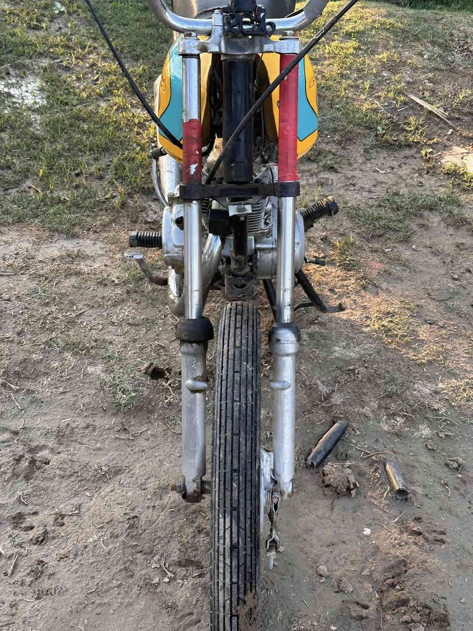 السلام عليكم للبيع نامه 21 كلك  ما تشتغل يمكن ولفات بيها ابيع كوم حديد
رقمي للتواصل 
***********
