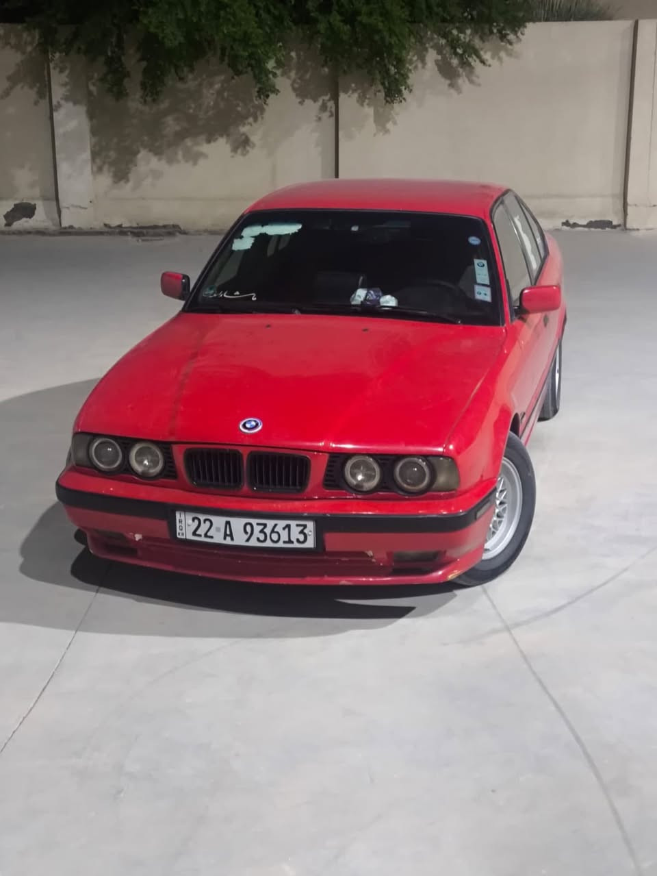 السلام عليكم 525i للبيع ماناقصه شي مكينه كير حداديه خير من الله داخل جديد شاشه سستم صوت دمام كامره خلفيه سنتر لوك  السعر 60 وبيه مجال قليل  مكاني بصره قضاء الهوير. ***********
