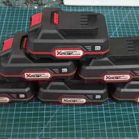 بطارية أصلية • شاحن ٢أمبير