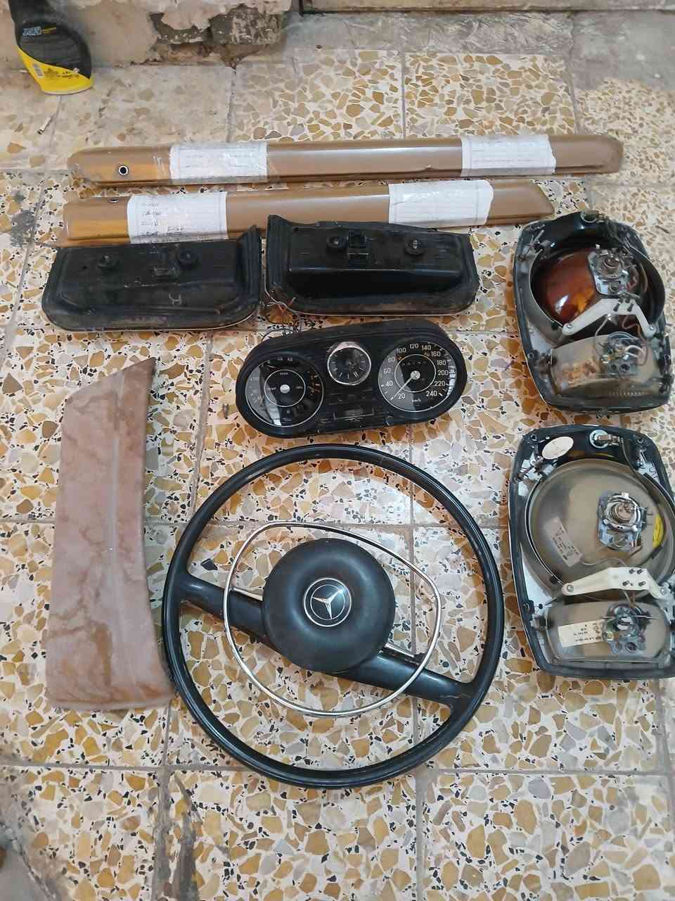 غراض مارسدس للبيع
الهاتف***********
