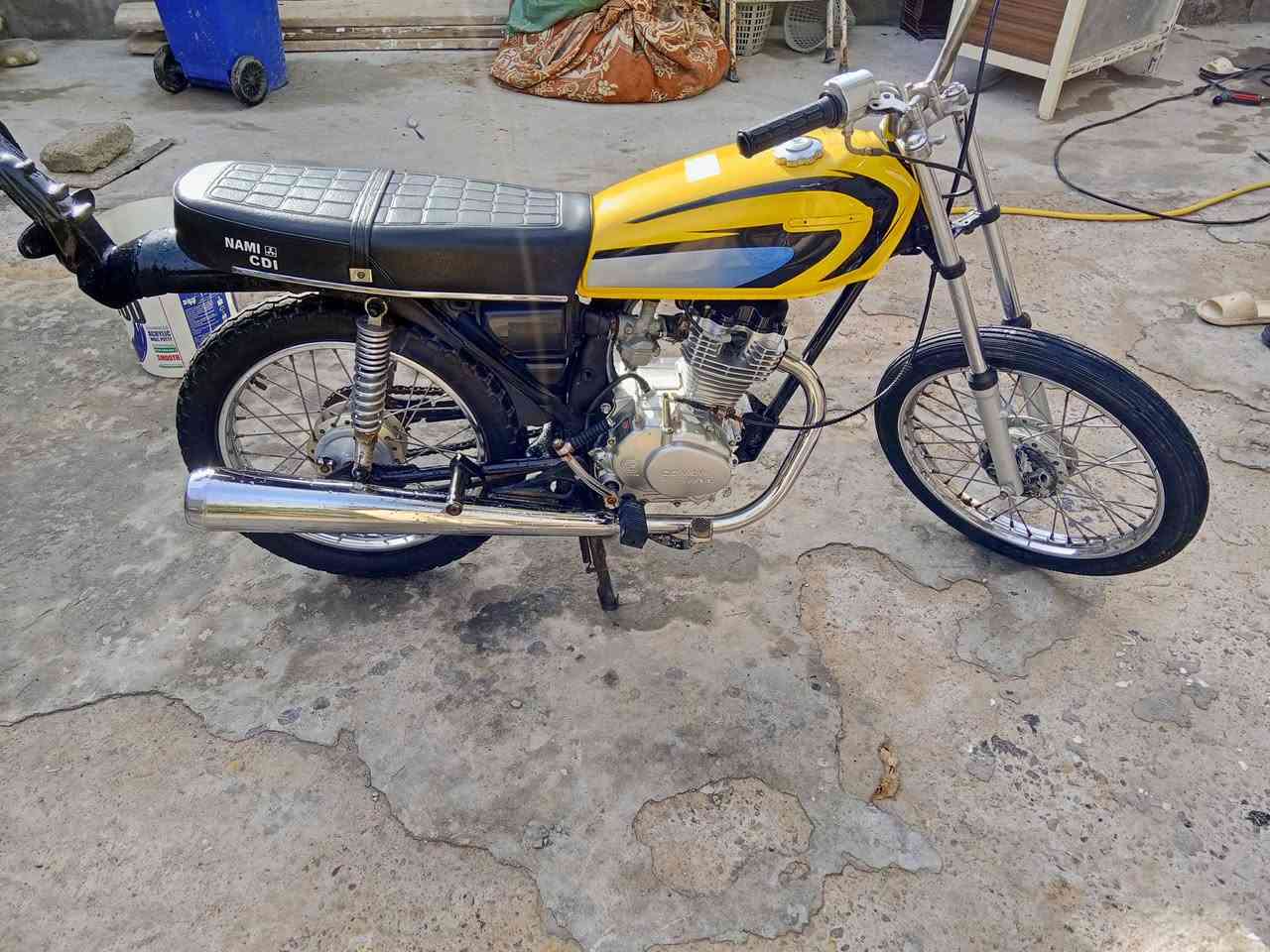 سلام عليكم دراجه سجي نامه صار شهر من شاد المحرك مسعجل على بيع 550وبيه مجال ***********ابو الخصيب
