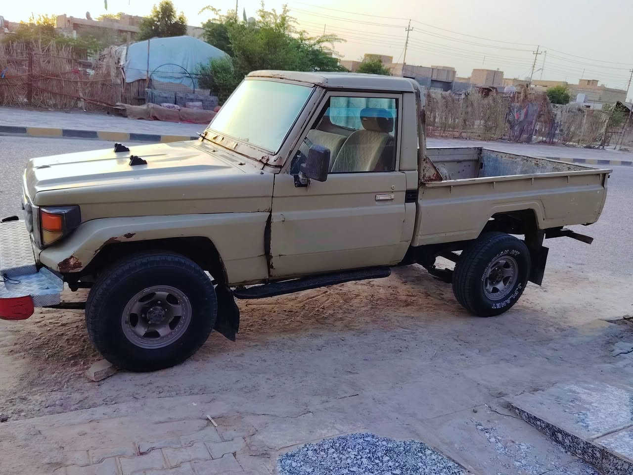 سلام عليكم سياره لاندكروزر تيوتا مديل 86 سنويه ل27 تحويل مباشر مشروع وطني كير عادي لوكير شغال مكان السياره ميسان العماره السعر (45)استفسار ***********
