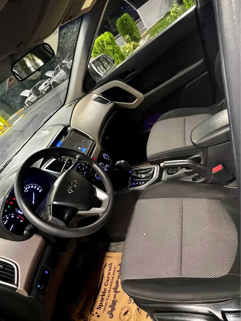 Hyundai creta 2018 
‎هونداى كريتا ٢٠١٨ 
‎خليجى  
‎٢ سویچ , ، ٤ جام كاره با ، ئاوينه ئيشاره ت ، فۆلیۆم سەرسوکان شاشە و کامێرا…..
‎بێ بۆیاخ  سەیارەکە زۆر تازەیە
‎تەنها٦٠ کم  ڕۆشتوە
‎سەنەوی و هەزە و رەقەمی تازەیە بەناوی خۆمەوەیە
‎سعر115$ معامەلە
‎شوێن:سلێمانی 
‎ژ.م ***********📞 السليمانية, العراق
