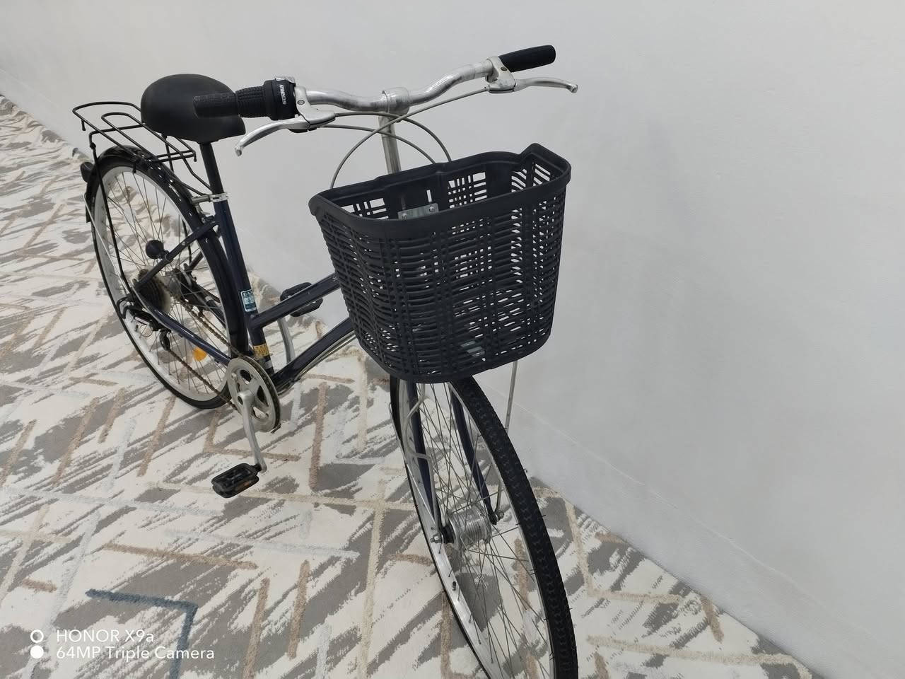 دراجة
دراجة بالة اصلي حيل نضيف
تايرات جديد
سعر 90000 قفل قفل
***********
كركوك
